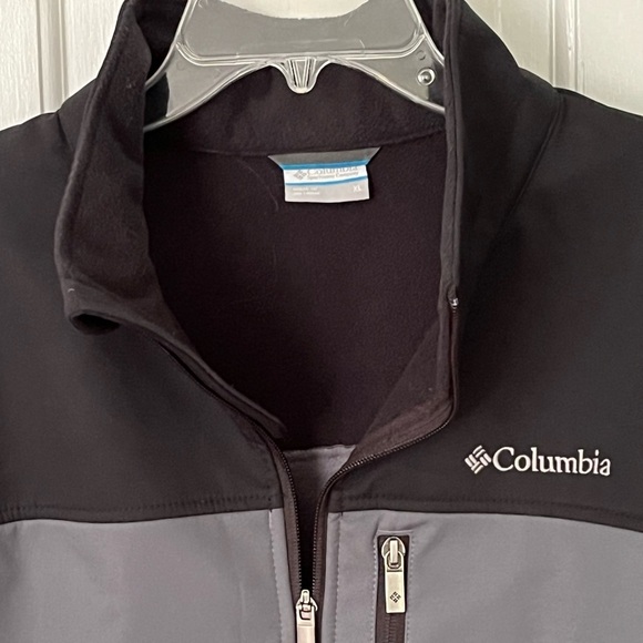 Columbia Men’s Ascender Two Tone Softshell Jacket Black Grey Large Outdoors New - Picture 3 of 12